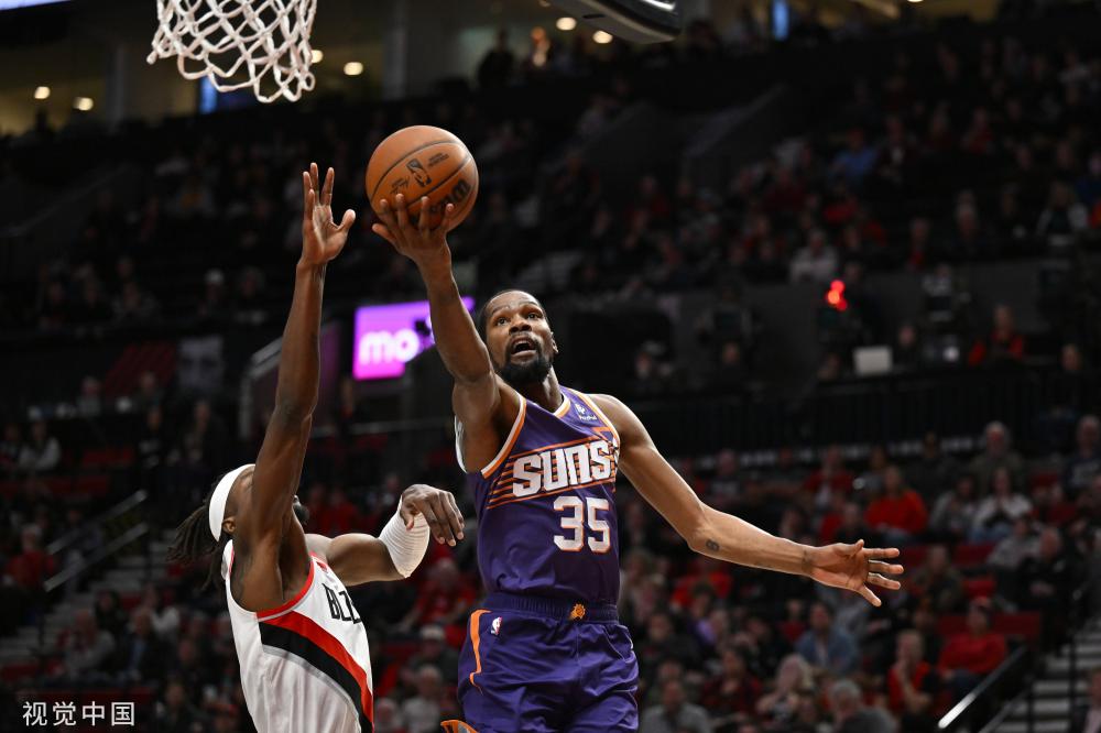 球场内外贡 球场内外贡