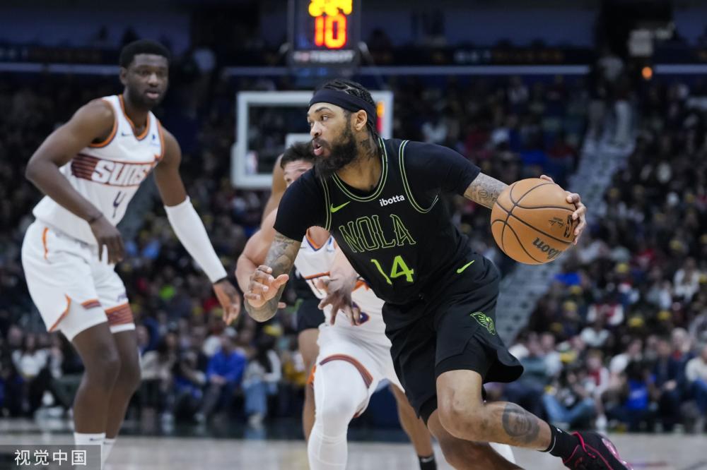 更与球员在 更与球员在