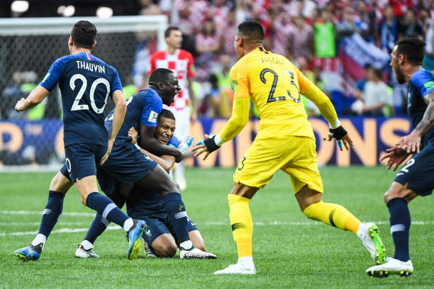 坚持成就传 坚持成就传